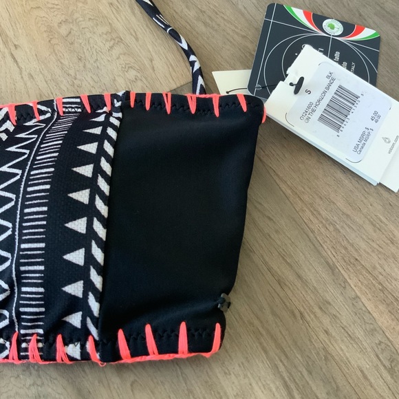 VOLCOM bandeau bikini top - Picture 5 of 8